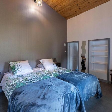 Chambre D'Hote De La Petite Toscane D'Auvergne Bed and Breakfast Isserteaux Exteriör bild